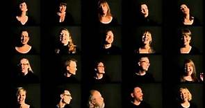 Grupo Local Vocal cantando a capela músicas que fizeram sucesso na década de 90