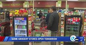 Grocery stores open on Thanksgiving