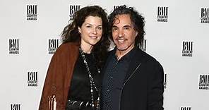 John Oates’ Wife Aimee Oates: How They Met and More