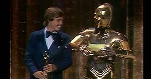 Mark Hamill, C-3PO and R2-D2 Present Special Sound Oscars for Close Encounters and Star Wars