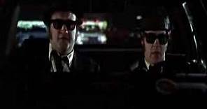 Blues Brothers - Mall Car Chase