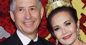 Lynda Carter's Tribute To Her Late Husband Is Turning Heads