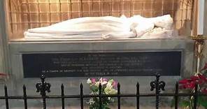 Memorial to Elizabeth daughter of King Charles I & Henrietta Maria. Died aged 14 Carisbrooke Castle