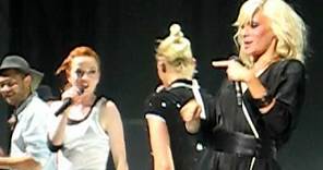 No Doubt & Shirley Manson "Stand & Deliver" FULL VIDEO Live in Concert in Los Angeles 7/27/09