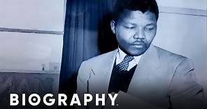 Nelson Mandela - Early Life | Biography