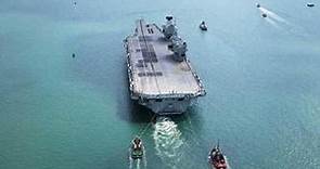 La più grande nave da guerra della marina militare britannica va in panne Corriere TV
