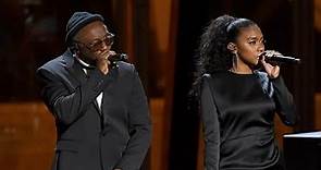 Will.i.am & Jéssica Reynoso - Hall Of Fame (live at Breakthrough)