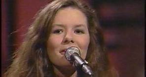Edie Brickell And New Bohemians - What I Am (David Letterman 1988) (BEST QUALITY)