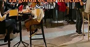 Hoy cenamos en La Gorda de las Delicias (Sevilla), tapitas muy ricas a muy buen precio!!! . . .#sevilla #sevillafood #comerensevilla #restaurantesevilla #lagohsevilla #andalucia #lagorda #lagordadelasdelicias #sevillacentro #centrohistoricosevillaespaña #tapas #tapitas#ensaldilla #croquetas #solomilloalwisky #puertajerez #lassetasdesevilla #giraldadesevilla #foodie #cenasevilla #feriadeabril #cerveza #cruzcampo #mejorestapa #andaluciafood