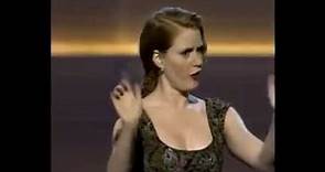 Amy Adams Happy Working Song live at the 2008 Oscars