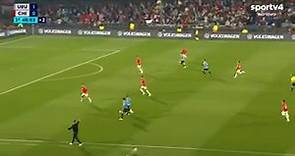 ¡Aumentó el marcador! Gol de Valverde para el 2-0 de Uruguay vs. Chile.