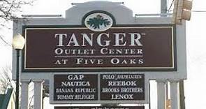 Tanger Mall Outlet Sevierville Tennessee. Full Tour and SHOPPING.