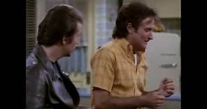 Mork meets The Fonz and Laverne