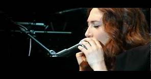 Regina Spektor - "Eet" (Live In London)