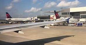 Delta Airlines A320 Full Flight Atlanta to New York LaGuardia
