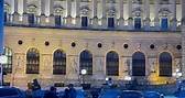 Hofburg Palace is a magnificent and... - Aoon The Traveller