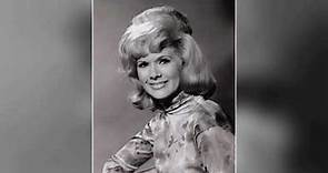 Connie Stevens: A Hollywood Legend From A Different Era Barely Anyone Remembers Today