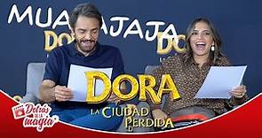 Eugenio e Isabela dramatizan una escena de Dora La Exploradora
