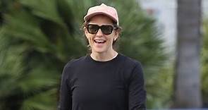 Jennifer Garner Is Visited By Ben Affleck And Boyfriend John Miller In ...