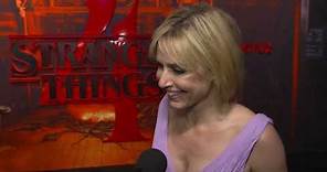 Stranger Things Season 4 New York World Premiere - itw Cara Buono (Official Video)