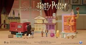 Amazon.com: Wizarding World Juego de figuras de Harry Potter, Magical Minis Cho Chang y George Weasley con 2 accesorios para muñecas, juguetes para niños a partir de 6 años