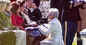 ‘Arlington Ladies’ attend every funeral at the national cemetery