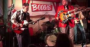 Deke Dickerson backed by The Reverend Horton Heat with surprise guests at Nashville Boogie 2016