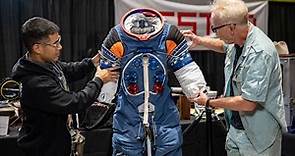 Ryan Nagata's Apollo Pressure Suit Replica!