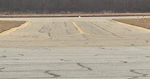 Pittsfield Township residents oppose runway expansion proposal at Ann Arbor's Municipal Airport