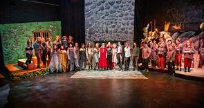 Unveiling the Magic of Bosque School's Dracula — A Journey from Set Design to Standing Ovations