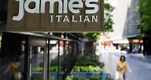 Jamie Oliver rischia il fallimento: amministrazione controllata per i suoi 25 ristoranti