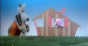 Button Moon S01 Ep01 - The Three Pigs