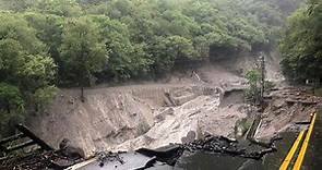 奧萬大腦寮溪橋遭山洪沖毀消失 受困43人搭直升機脫困 - 生活