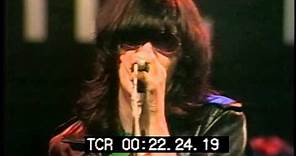 Ramones, "Rock N Roll High School" - The Old Grey Whistle Test