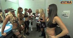 'Extra' Raw! Maria Menounos in the Ring with WWE Divas