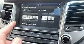 Hyundai Tucson Clock Settings. How to set the time and date manually and GPS