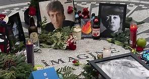 Fans remember Lennon on 40th anniversary of his death