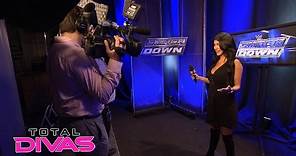 Rosa Mendes becomes a backstage social media correspondent: Total Divas, March 1, 2016