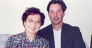 Legendary Hollywood Actor Keanu Reeves With His Grandmother | Parents, Sisters, All Family Members