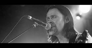 Myles Kennedy: "Love Can Only Heal " - Live in Manchester (Official Video)