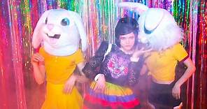 SOKO :: Sweet Sound of Ignorance (Official Video)