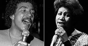 Flashback: Aretha Franklin, Smokey Robinson Sing a Stunning Duet on 'Soul Train'