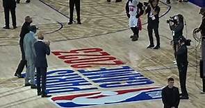 NBA Paris Game 2023 : standing ovation pour Magic Johnson !