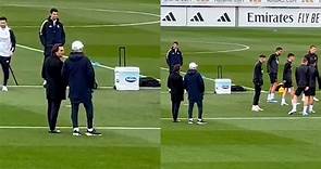 Vincenzo Montella 'vigila' a Güler durante el entrenamiento del Madrid