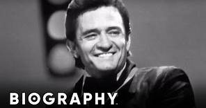 Johnny Cash - Guitarist & Songwriter | Mini Bio | BIO