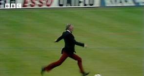 Bruce Forsyth at the 1974 FA Cup final