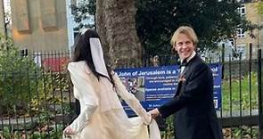 Another Love hitmaker Tom Odell marries model Georgie Somerville