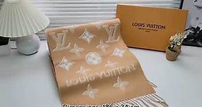 Louis Vuitton Essential Shine Scarf