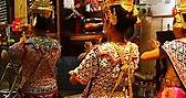 佛首舍 - 泰國愛侶灣最有名的四面佛專業舞者 特別為台灣佛友跳有別泰國的祈願舞蹈