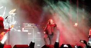 Vince neil falls off stage live at rolling hills casino